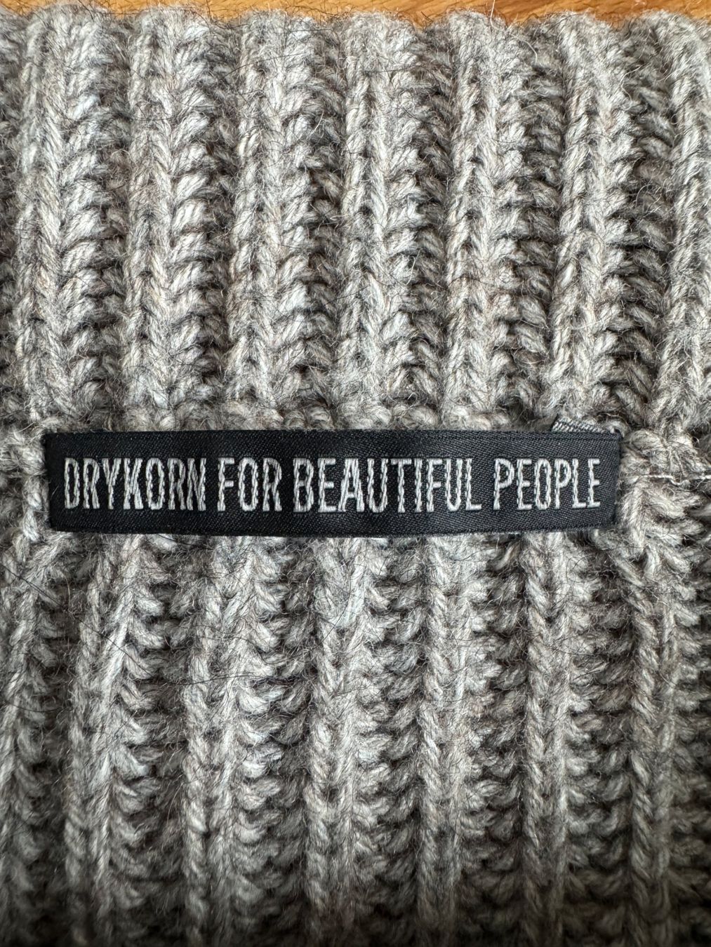 Drykorn Pullover & Sweatshirts: DRYKORN Strick-Pullover – Gebraucht aus Unterägeri von Alperose1 2