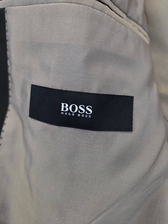Giacche: HUGO BOSS BLAZER – Usato da Selzach venduto da Cosma4 2