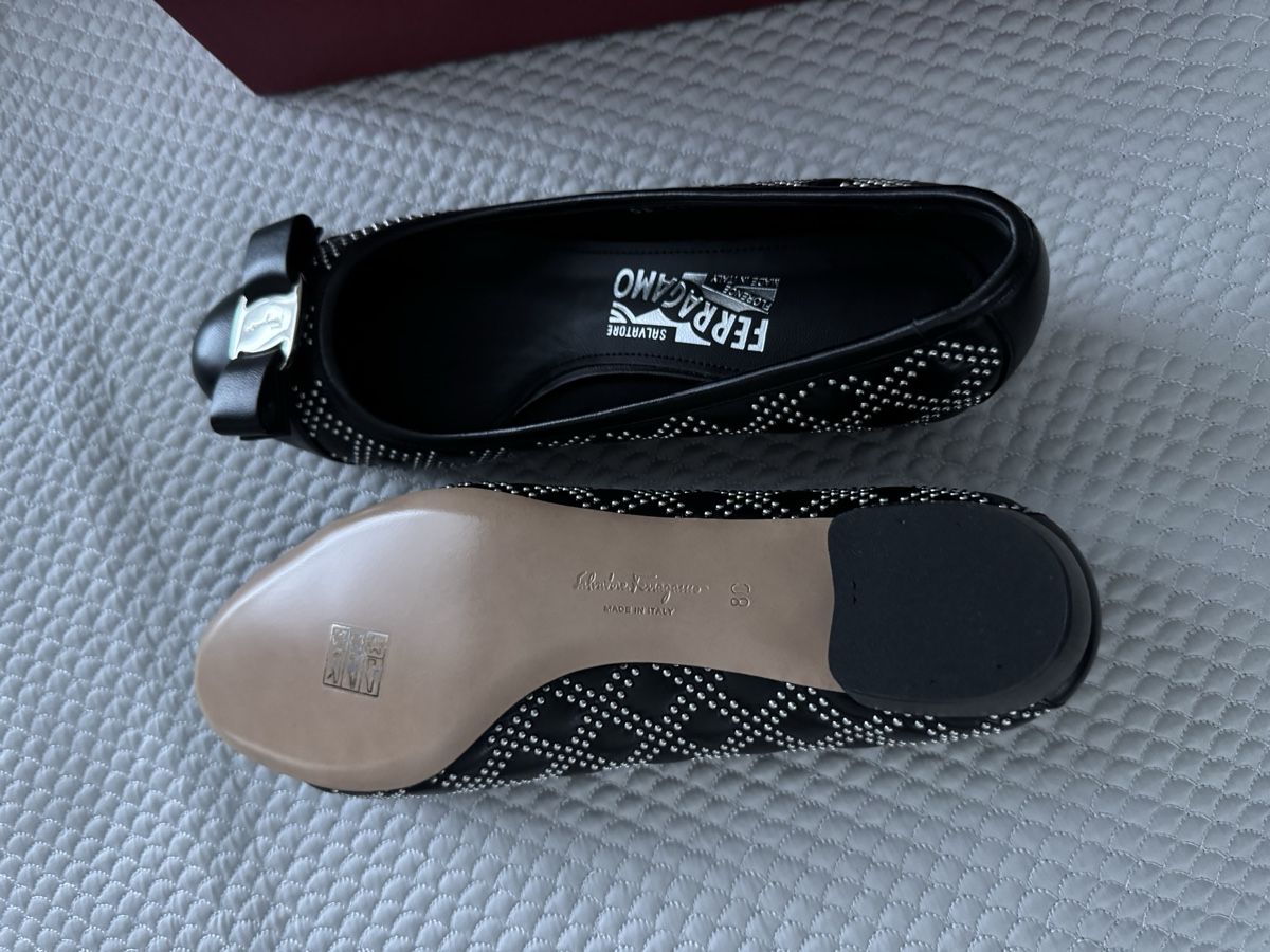 Salvatore Ferragamo Scarpe da donna: FERRAGAMO Vara Pumps NEU – Nuovo e nell'imballaggio originale da Altendorf venduto da ma_am 2