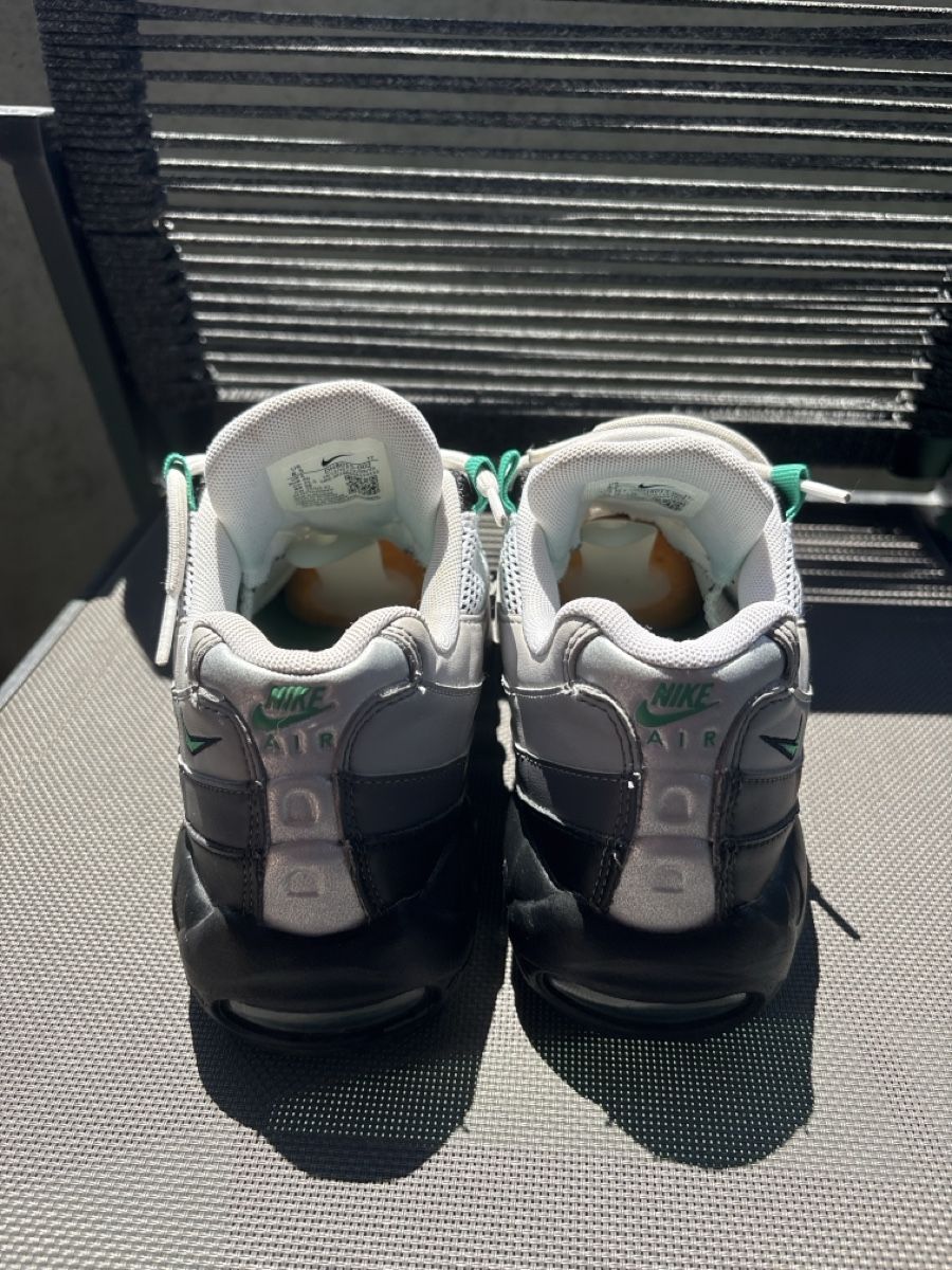 Nike Scarpe da uomo: Nike Air Max 95 Vert / Blanc / Noir EUR 40 – Usato da Sion venduto da xmittaz 3