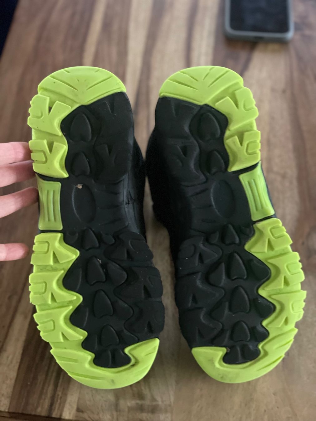 Scarpe per ragazzi: Boots Dockers, Gr. 37, schwarz-neongrün – Usato da Felben-Wellhausen venduto da begean 4