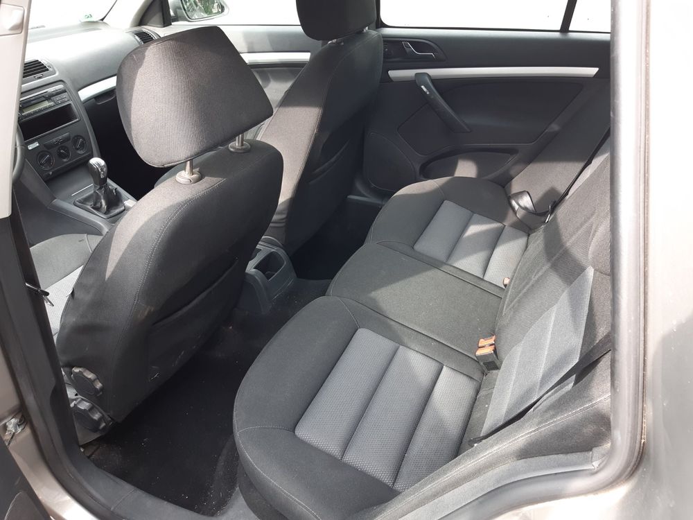 Skoda Automobili: Skoda Octavia, Combi Ambiente A5 (DPF) – Usato da Obfelden venduto da mei_9kxw 8
