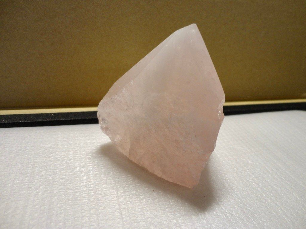 Pietre preziose: Rosenquarz - Spitze /Stehfläche – Nuovo (secondo la descrizione) da Biberist venduto da Steine 1