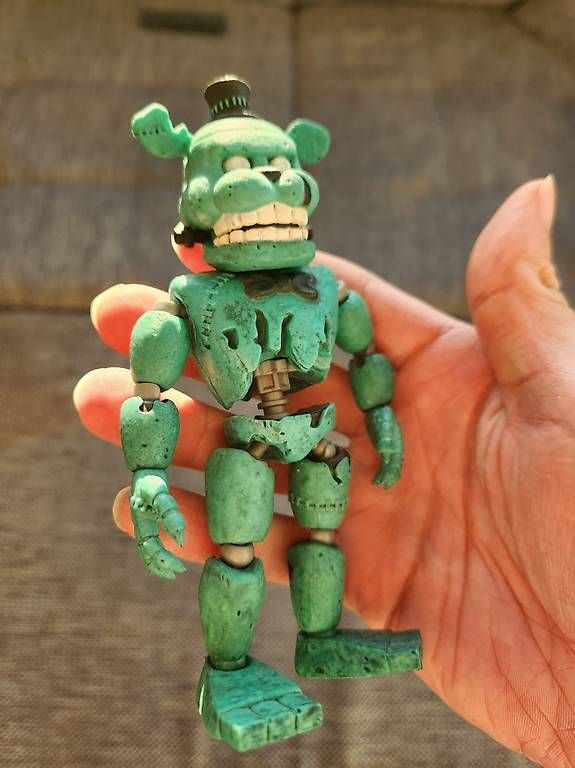 Statuette: FNAF ACTION FIGUR FREEDY BLAU – Usato da Gossau SG venduto da wri_m9b2