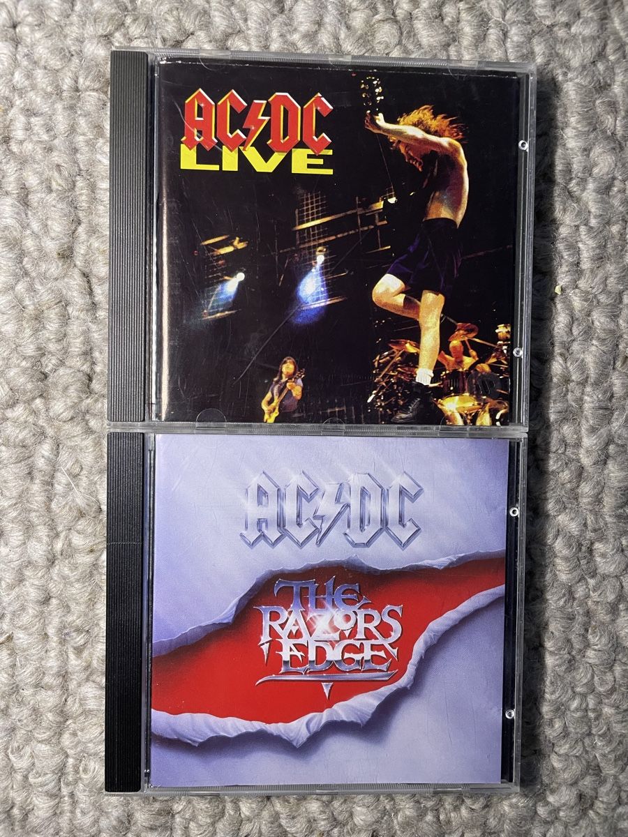 CD: 2x AC/DC – Usato da Reinach AG venduto da trigger7811