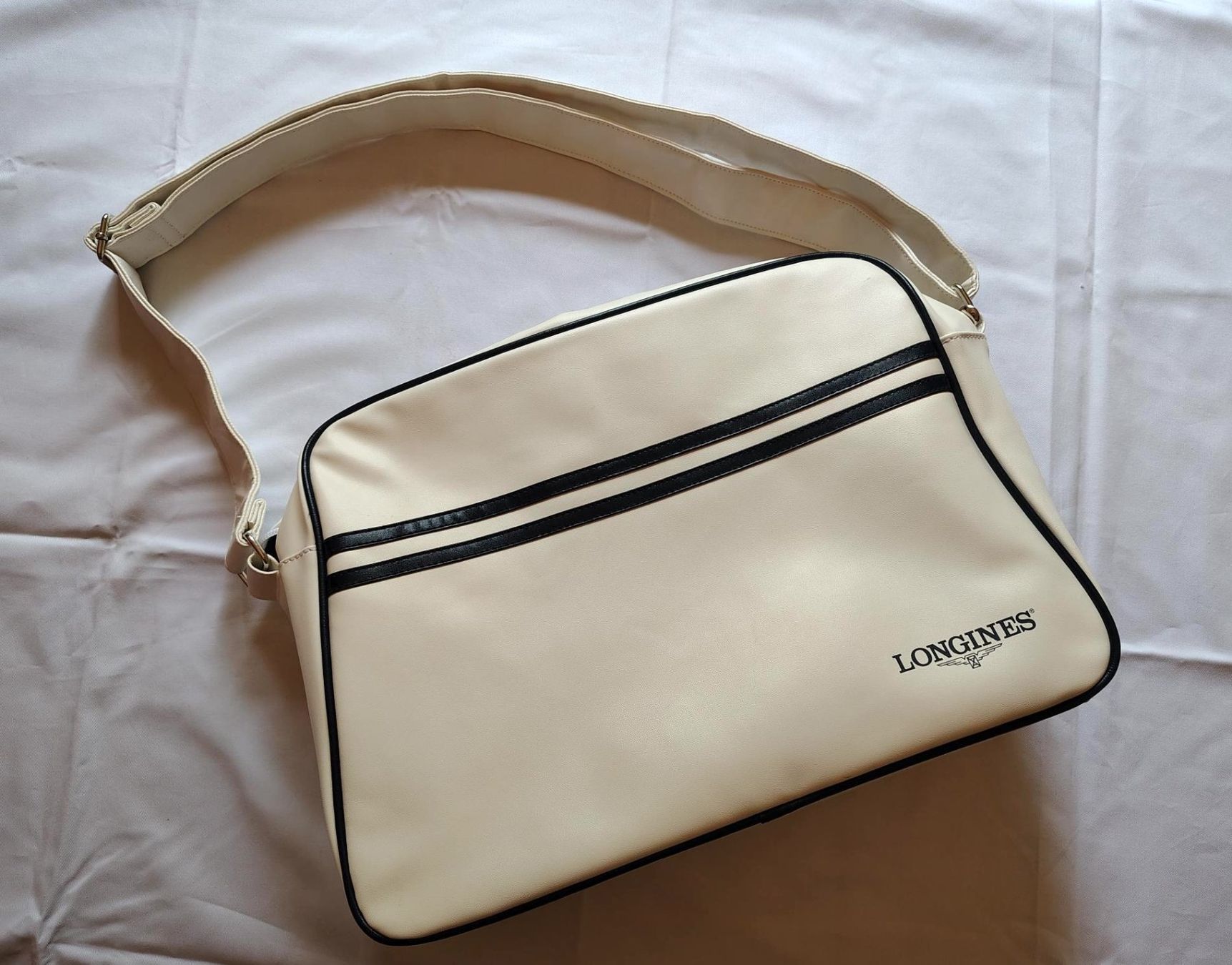 Sonstige Kleidung & Accessoires: Longines, lot de 2 sacs – Neu (gemäss Beschreibung) aus Péry von Sodubavallon