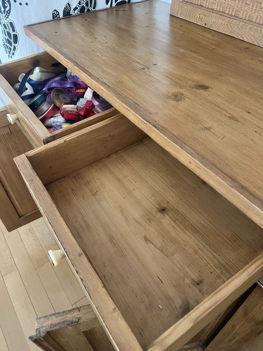 Cassettiere: WIRD ENTSORGT !! Massive Kiefer Kommode schrank holz vintage – Usato da Frenkendorf venduto da jorge0000 5
