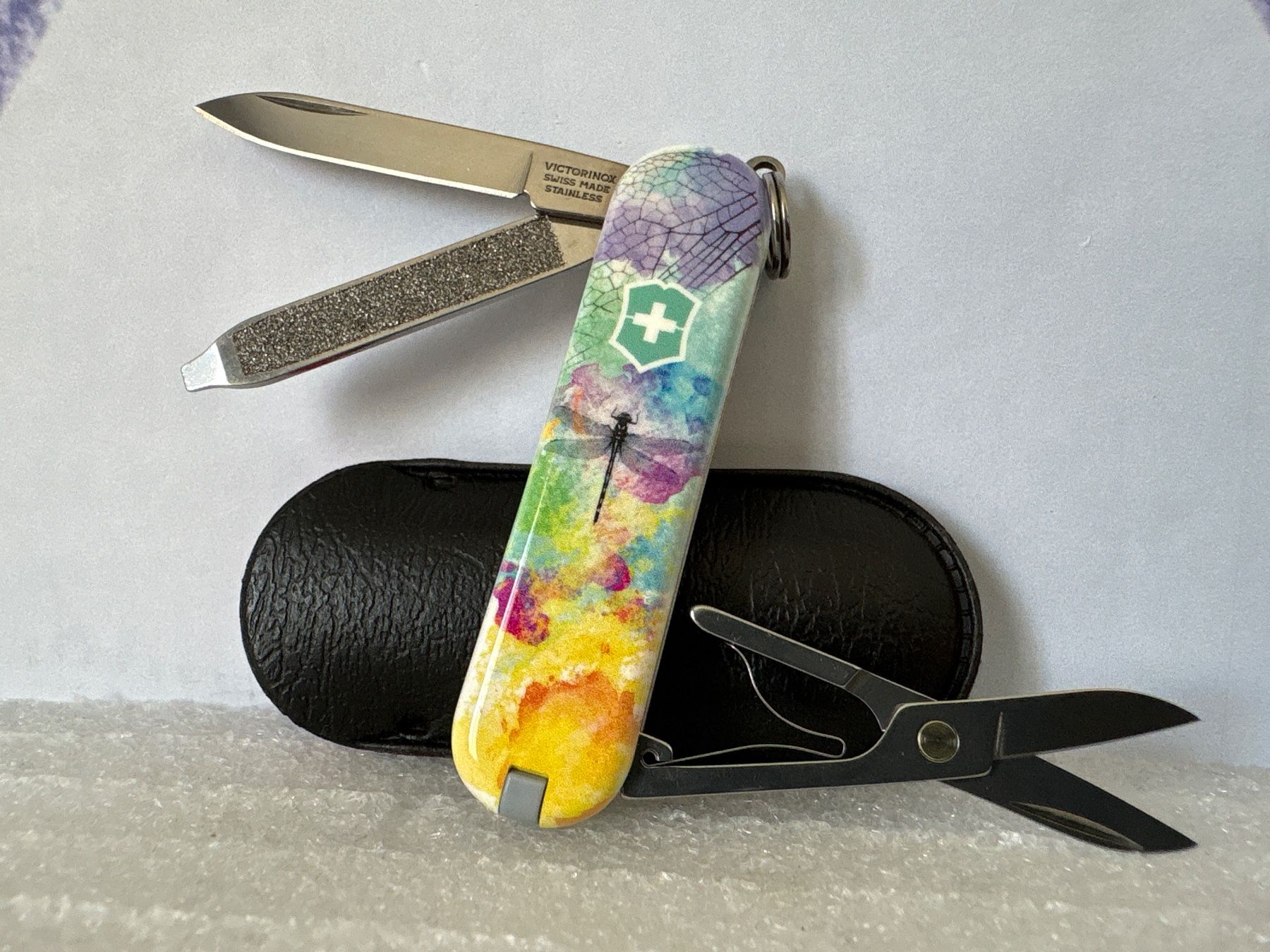 Victorinox Couteaux de poche: VICTORINOX - Classic Limited Edition 2017 - Dragonfly – Neuf (Voir description) à Andwil SG par Rainboli