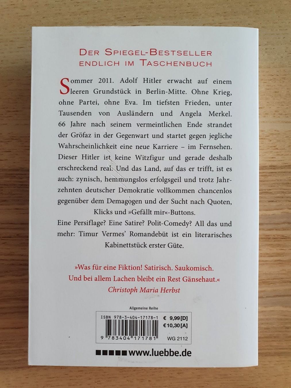 Libri: Er ist wieder da - Timur Vermes – Nuovo (secondo la descrizione) da Thun venduto da Zuzi84 1