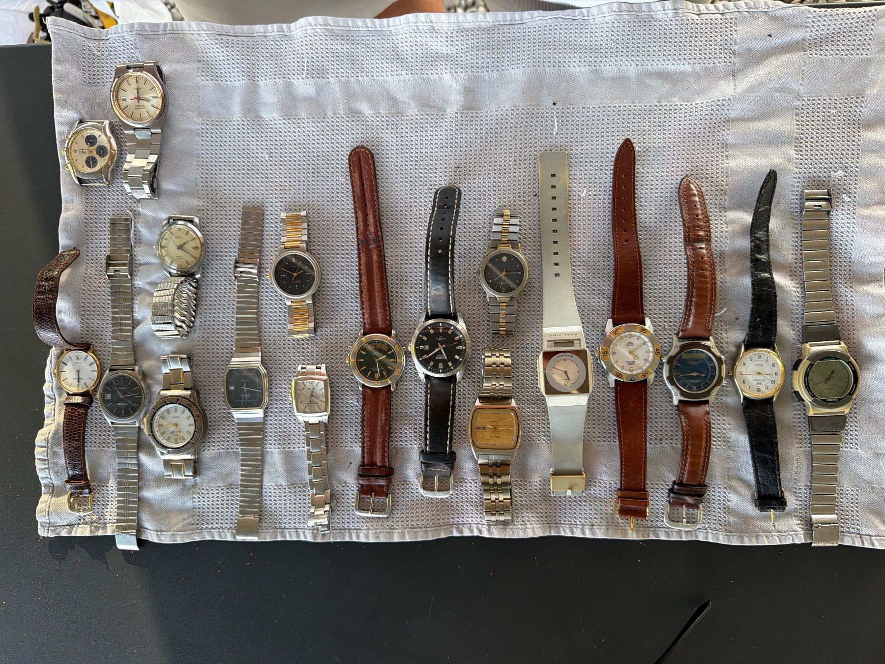 Orologi: Uhren lot ungeprüft – Difettoso da Schlieren venduto da Luxury.Time