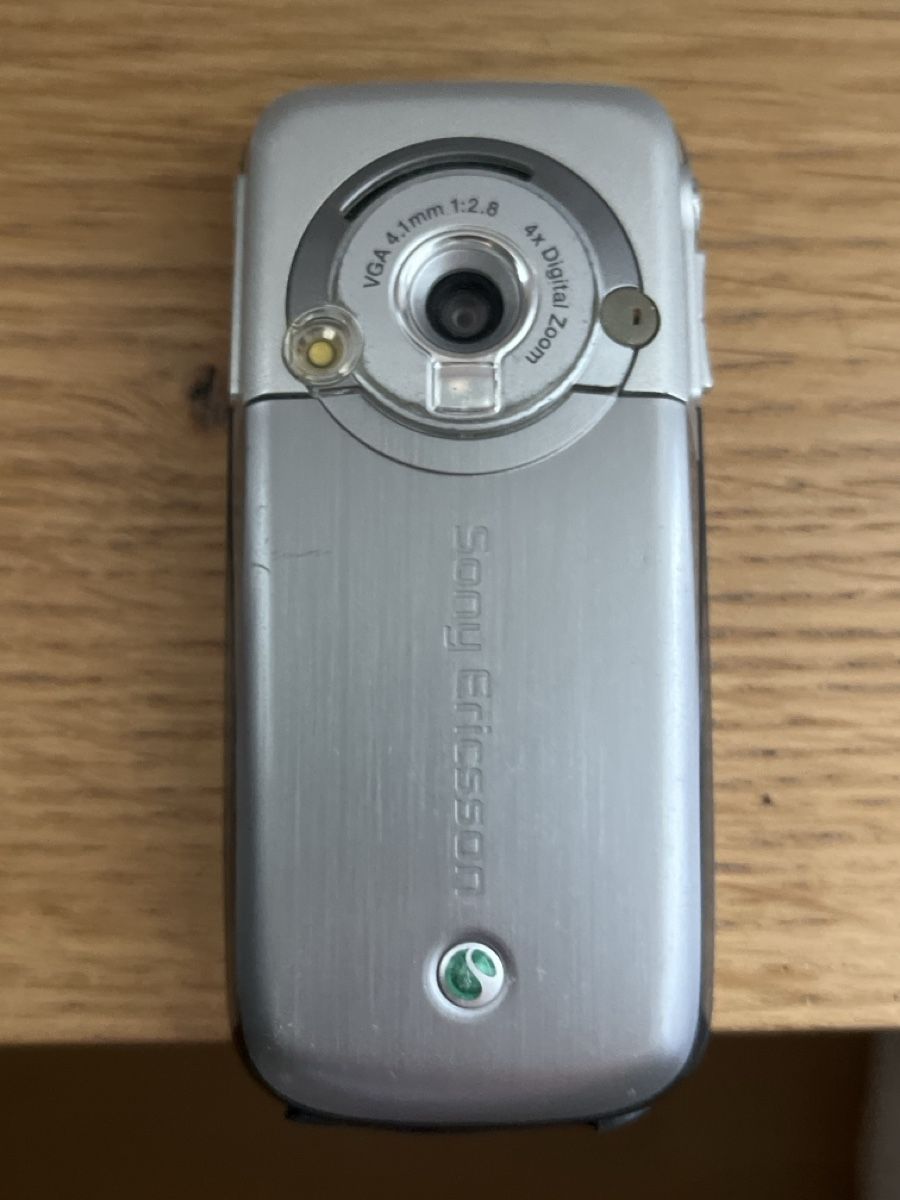 Sony Portables: Sony Ericsson – D'occasion à Tann par punto84 1