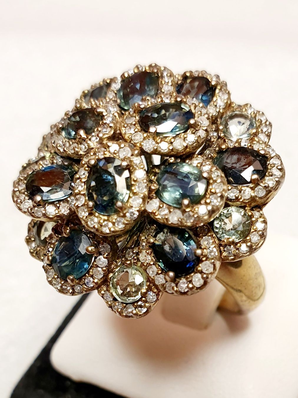 Anelli: Ring mit Tsavorit und Diamanten – Nuovo (secondo la descrizione) da Zürich venduto da Bieter04