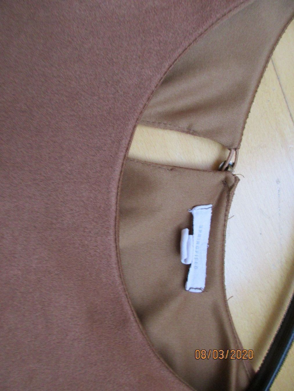 Vestiti: wunderschönes leichtes braunes Kleid L – Usato da Ottenbach venduto da Claurin 2