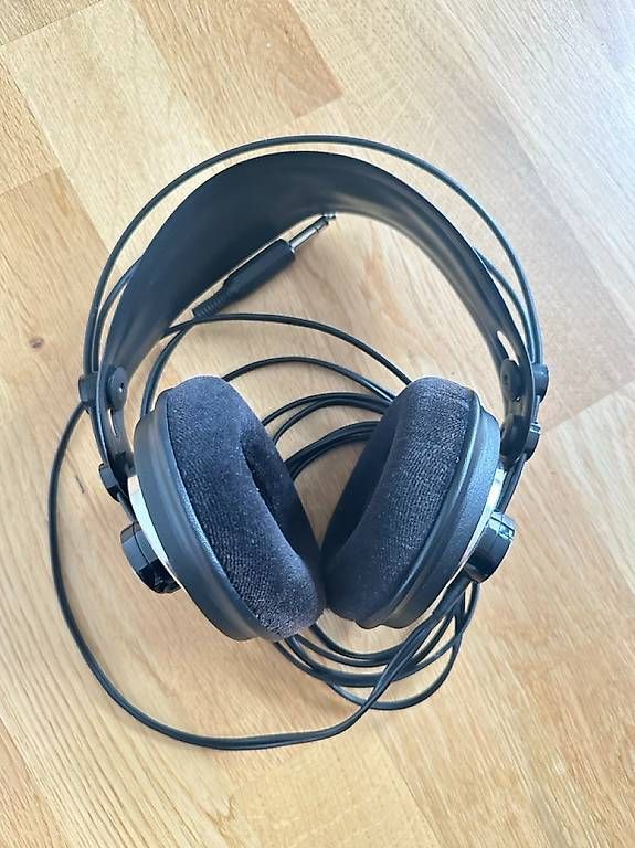 Akg Kopfhörer: AKG K240 Sextett 600 Ohm – Gebraucht aus Zürich von Drachensegler