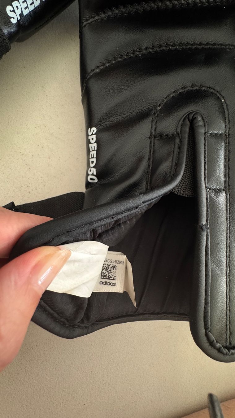Adidas Guanti & manicotti: Gants de boxe Adidas – Usato da giffers venduto da sev_c9x9 3