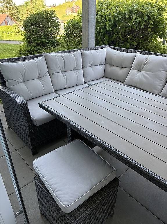 Set di tavolo e panche: Sitzlounge 7-teilig – Usato da Herisau venduto da jan_j5pv 3