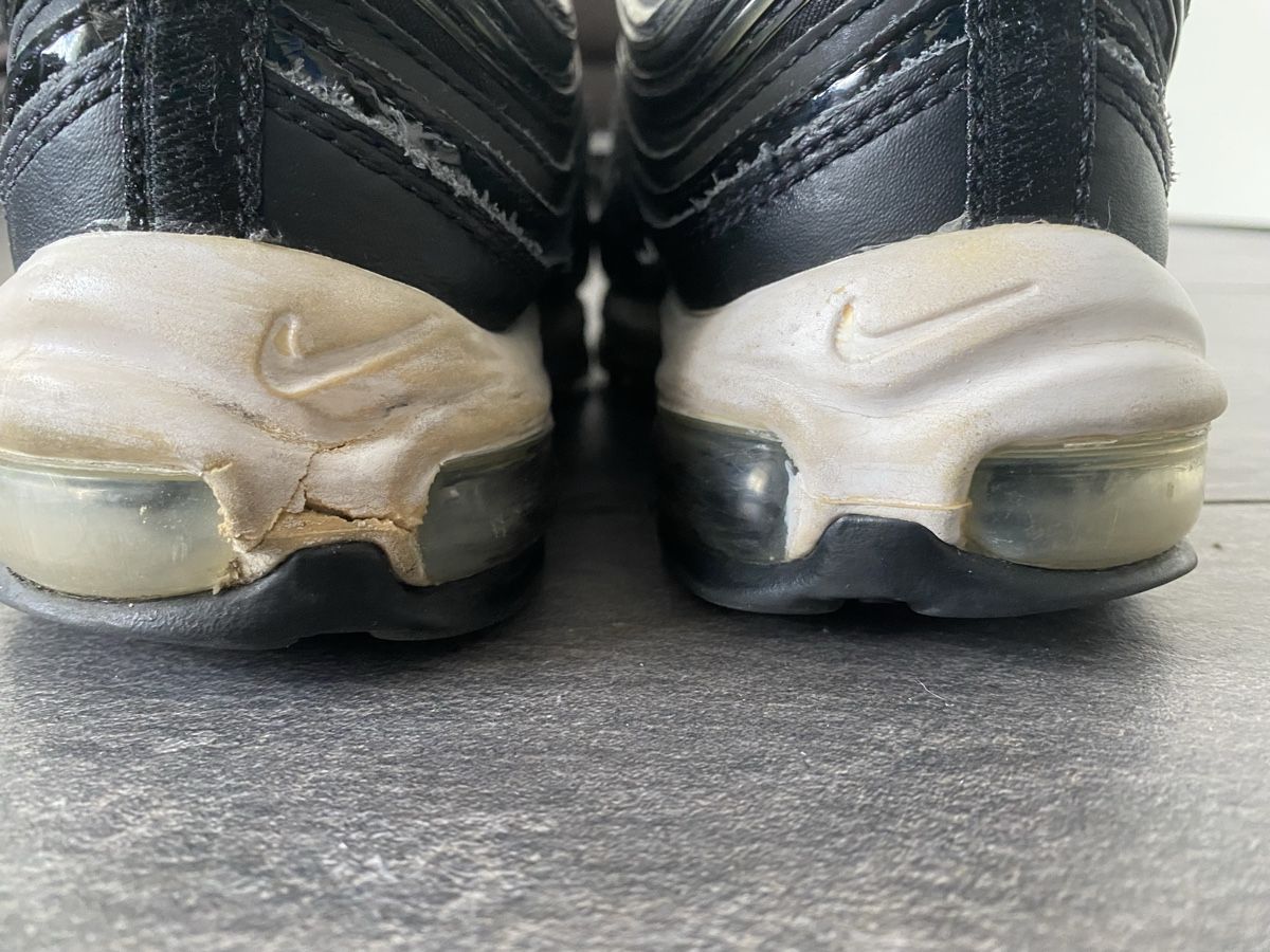 Nike Scarpe da uomo: Nike Air Max 97, gebraucht, Grösse 38, schwarz – Usato da Wängi venduto da JALE04 4