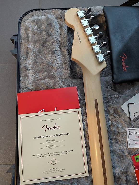 Fender Musikinstrumente: Fender American Professional 2019 - Like New – Gebraucht aus Schaffhausen von dor_psm9 1
