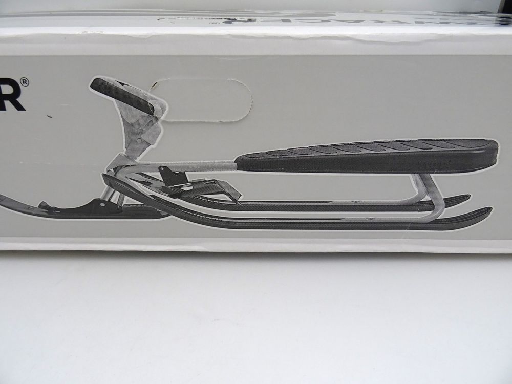 STIGA Snowracer Curve SX - Robuuste slee met BMX-stuur, stalen frame, rem en trekkabellier - stuurslee voor kinderen vanaf 7 jaar en volwassenen, max. 90 kg, zwart/rood