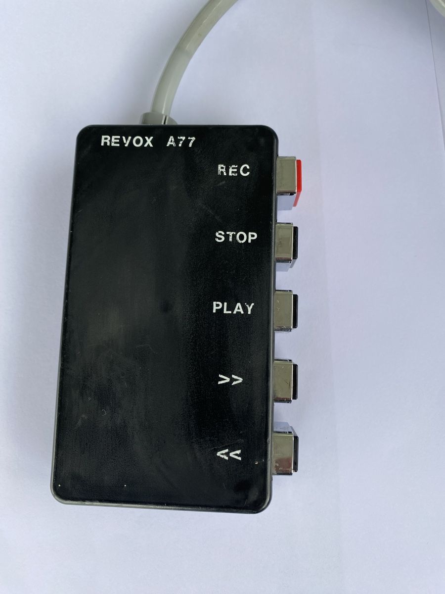 Revox Fernbedienungen: Revox A77 Fernbedienung mit Kabel – Gebraucht aus Luzern von Harikan 2