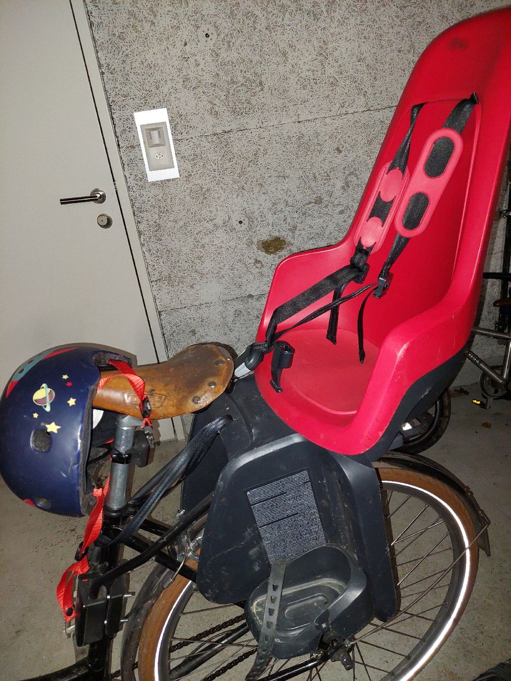 Ersatzteile: Bobike One Maxi Velositz mit micro Helm – Gebraucht aus Zürich von Florence2012 1