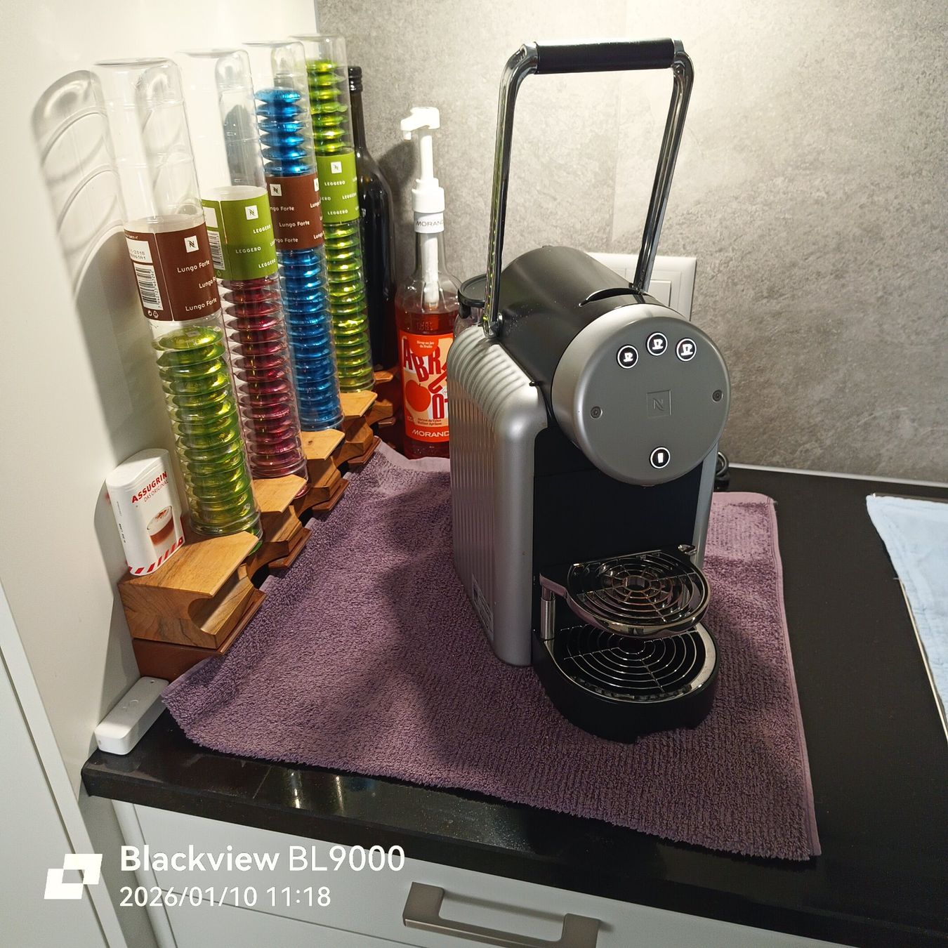 Nespresso Macchine per caffè & Macchine per espresso: machine à café xenius pro – Usato da Sierre venduto da car_kg2c