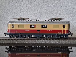 Hag Ho. locomotive TEE Re 4/4' 10035 CFF, selon photos
