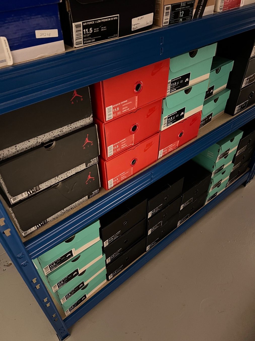 Nike Scarpe da uomo: Nike x Supreme Sneaker Sammlung 2002 - 2022 – Nuovo e nell'imballaggio originale da Bern venduto da ElevenFive 9