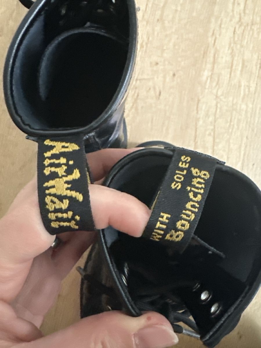Scarpe da donna: Dr.Martens glitzernde grün – Usato da Zürich venduto da Marcap 4