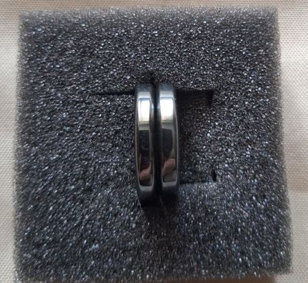  2 Stück Hämatit  Ringe, deutsche Grösse 53 
