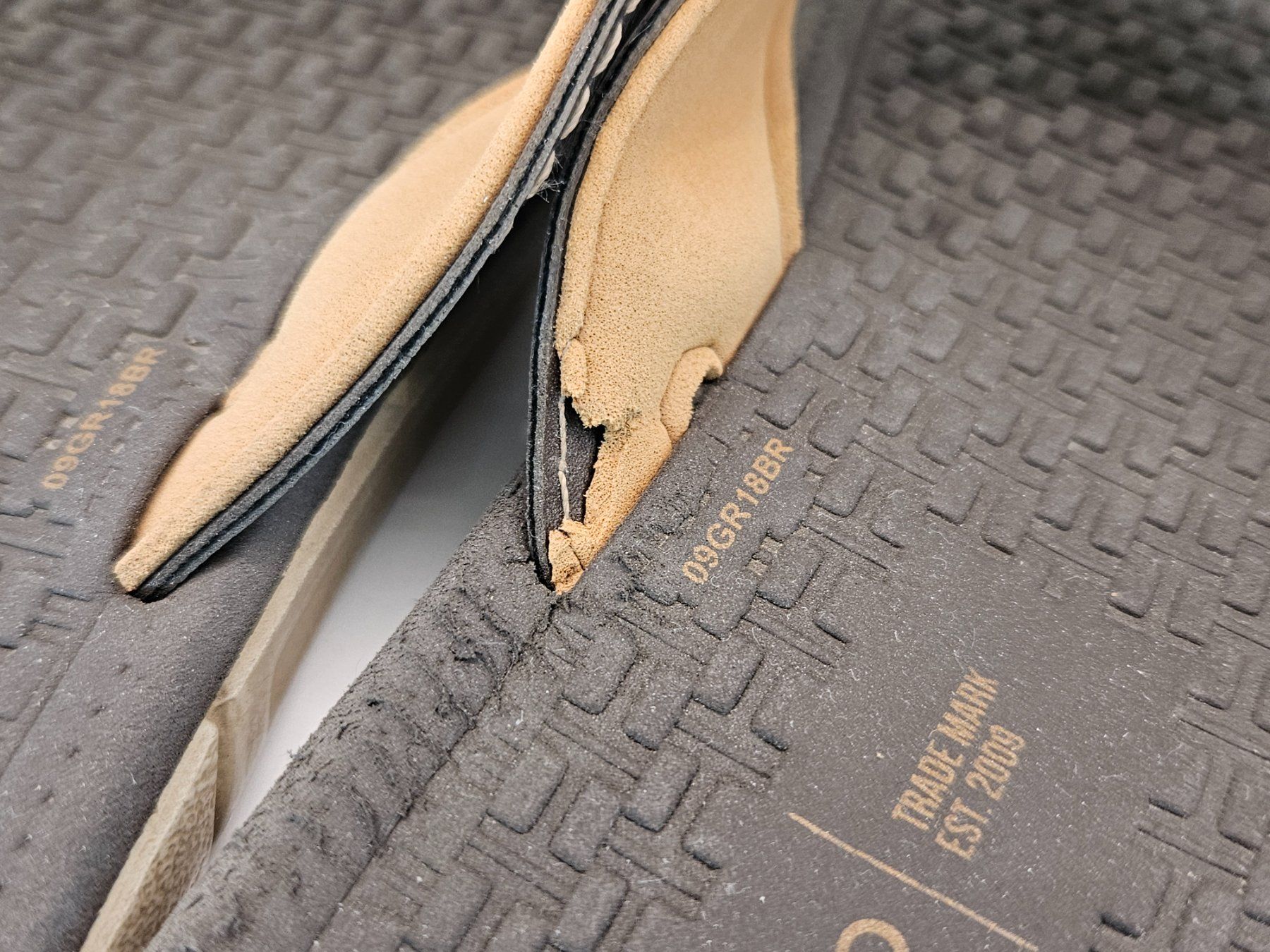 Scarpe per ragazzi: Flip Flops Marke Cartago Gr. 35/36 – Usato da Herrliberg venduto da Jummi 1