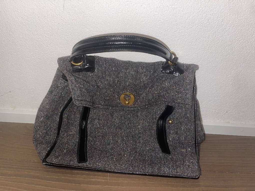 Borse da donna: Yves Saint Laurent Muse Bag  – Usato da Binz venduto da Liv.doswald 1