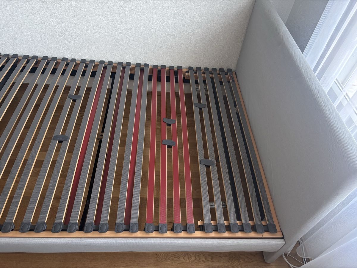 Sommiers: Robusta Lattenrost 140 x 200 – D'occasion à Zug par Deks 6