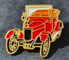 V233 - Pin Auto Oldtimer