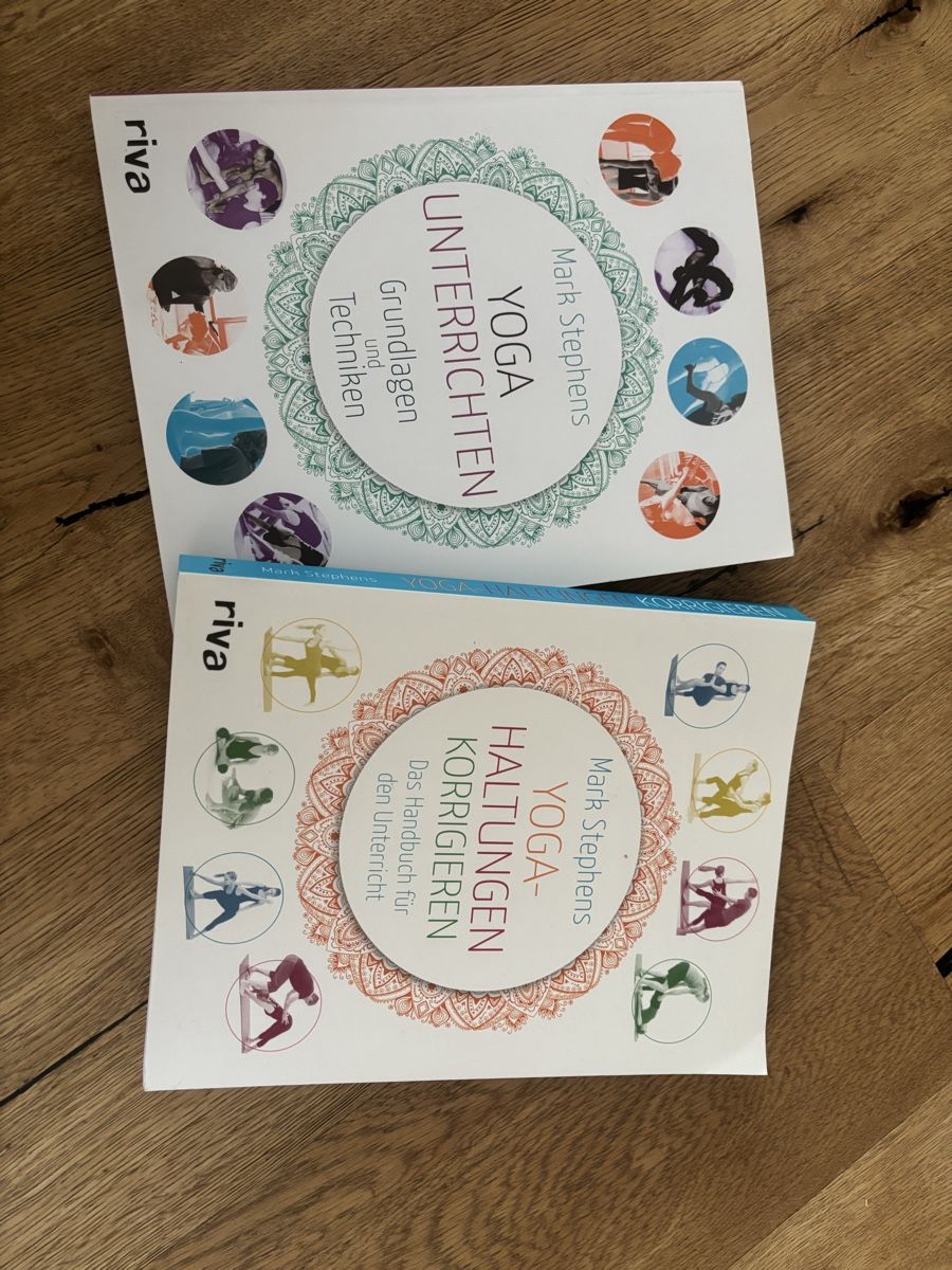 Libri: Buch Yoga – Nuovo (secondo la descrizione) da meiringen venduto da Vlinder01