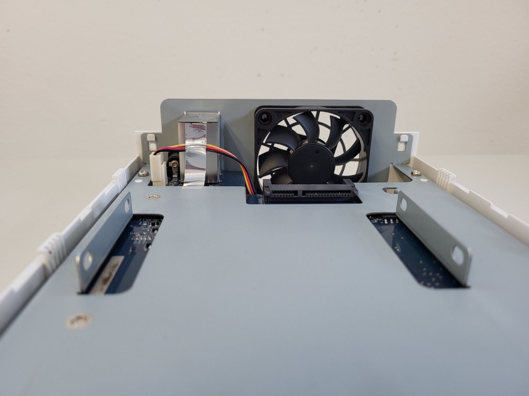 Synology Server: Synology DS115j OHNE HDD – Usato da Brügg BE venduto da POU-BELLE 5