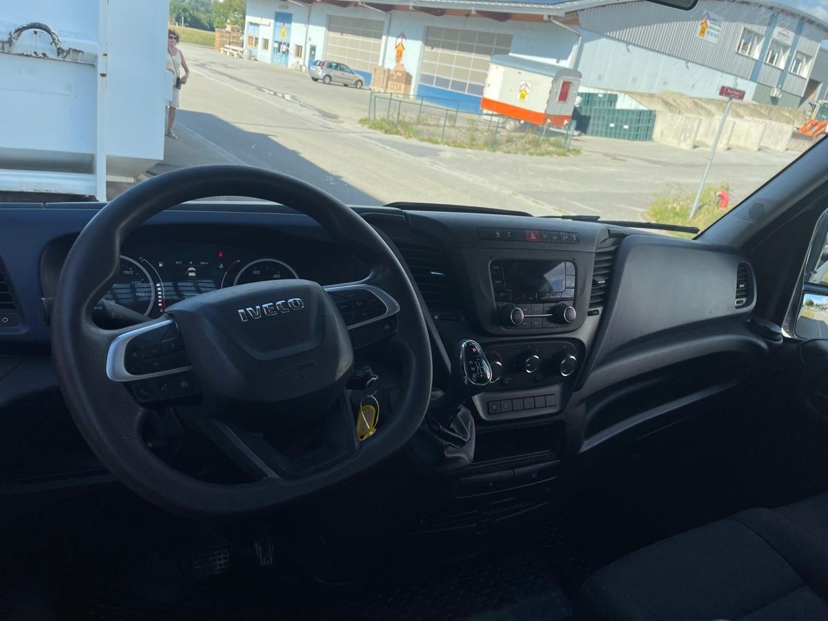 Iveco Véhicules utilitaires: Iveco 35s14 daily  – D'occasion à Montreux par ach_gq6t 3