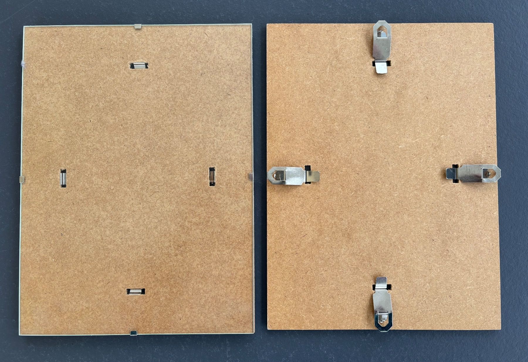 Cornici: Bilderrahmen, Bilderhalter ohne Rahmen, 2Stk 24x18cm – Usato da Rothrist venduto da Dluna1