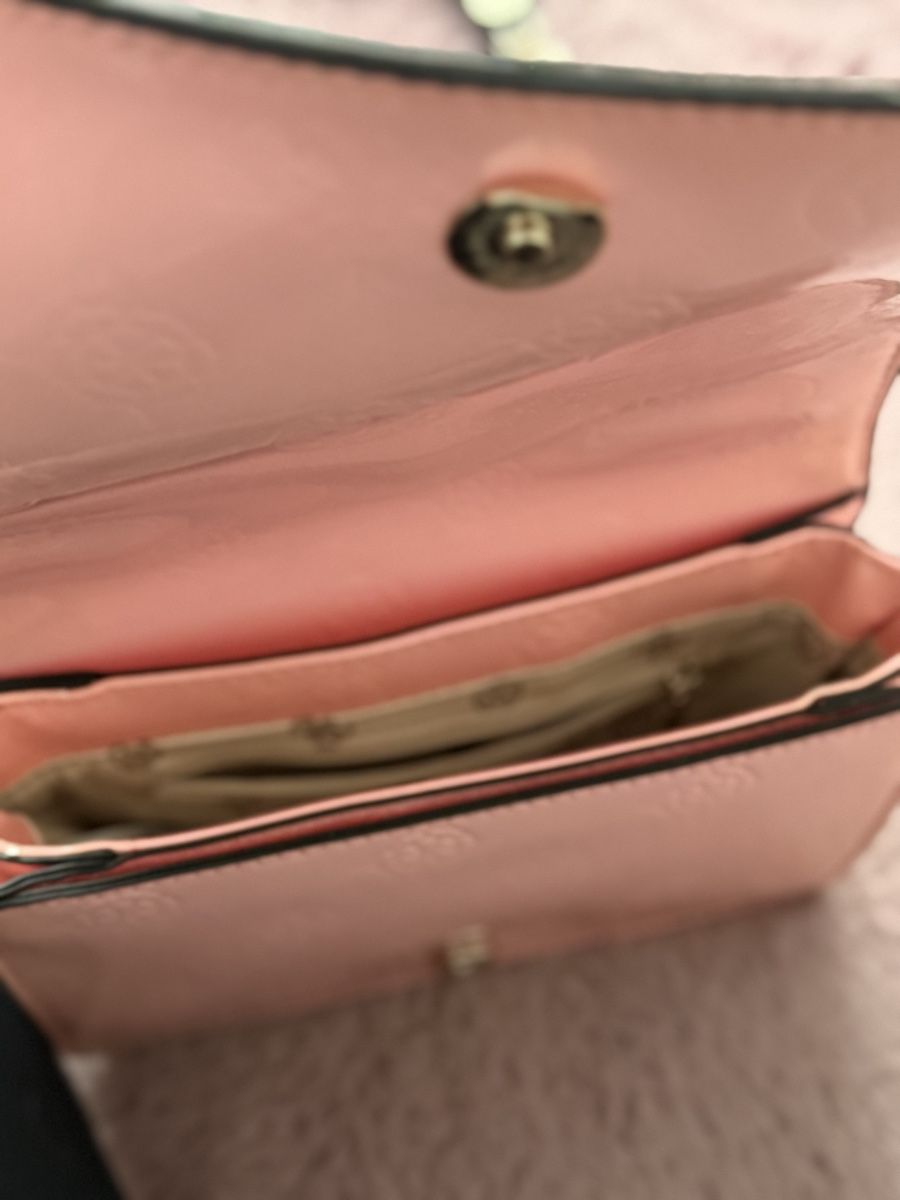 Guess Borse da donna: Guess Tasche – Nuovo (secondo la descrizione) da Studen BE venduto da zog_r8h5 2