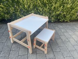 Kinderschreibtisch mit Bank