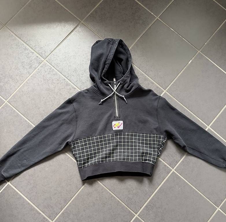 Maglioni & Felpe: NIKE CROPPED HOODIE XS – Usato da Affeltrangen venduto da janaleiin 1