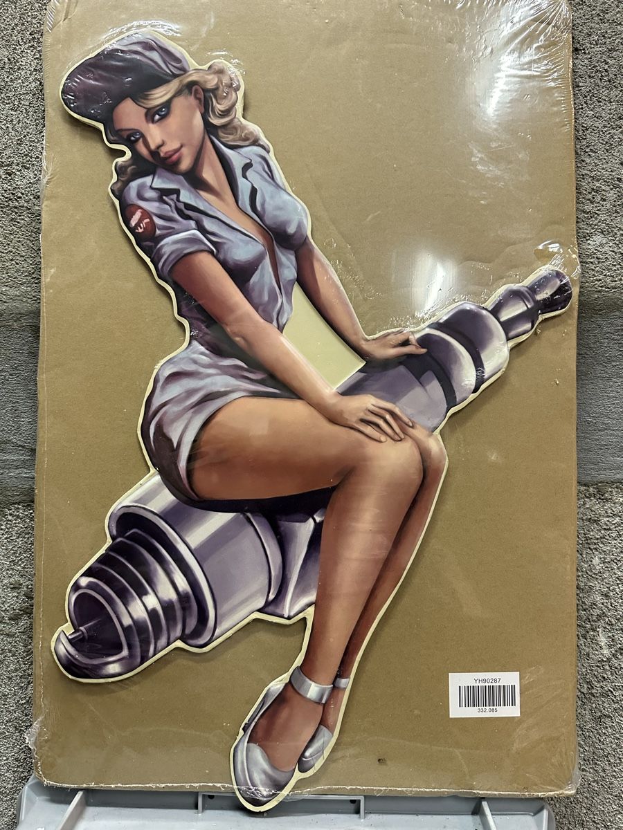 Insegne: Pin up spark plugs Zündkerze – Nuovo (secondo la descrizione) da Reinach AG venduto da rares75
