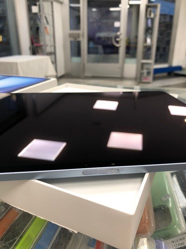 Apple Tablet PC: IPAD AIR 13" M3 256GB 5G WIFI+CELLULAR LADEZYKLEN "7"!!!!!! – Gebraucht aus Zürich von Handymarkt 4