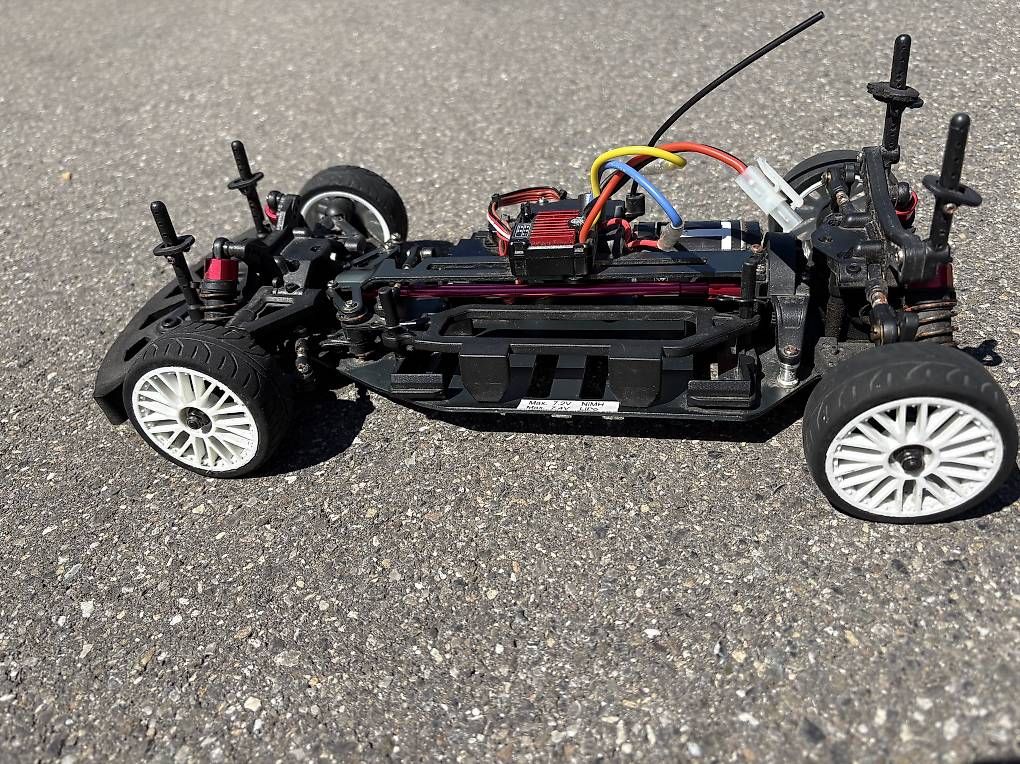 Reely Modellismo RC: RC Reely Audi RS 5 mit Strassenrädern – Usato da Dürrenäsch venduto da sil_x298 3