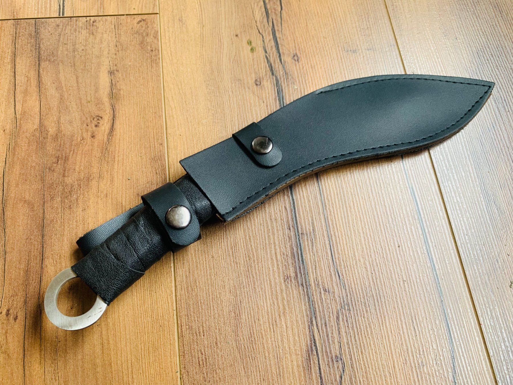 Accessori: Ozeanien Machete Tactical Messer 34cm – Nuovo e nell'imballaggio originale da Bergdietikon venduto da shopAgent 1