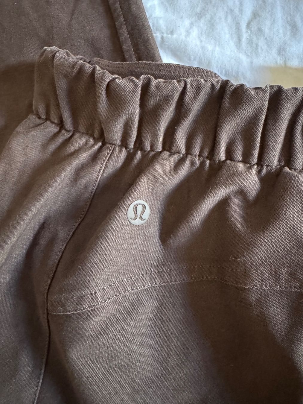 Lululemon Pantaloni: Cargo pants lululemon S – Usato da Lumino venduto da mar_9pn2 3