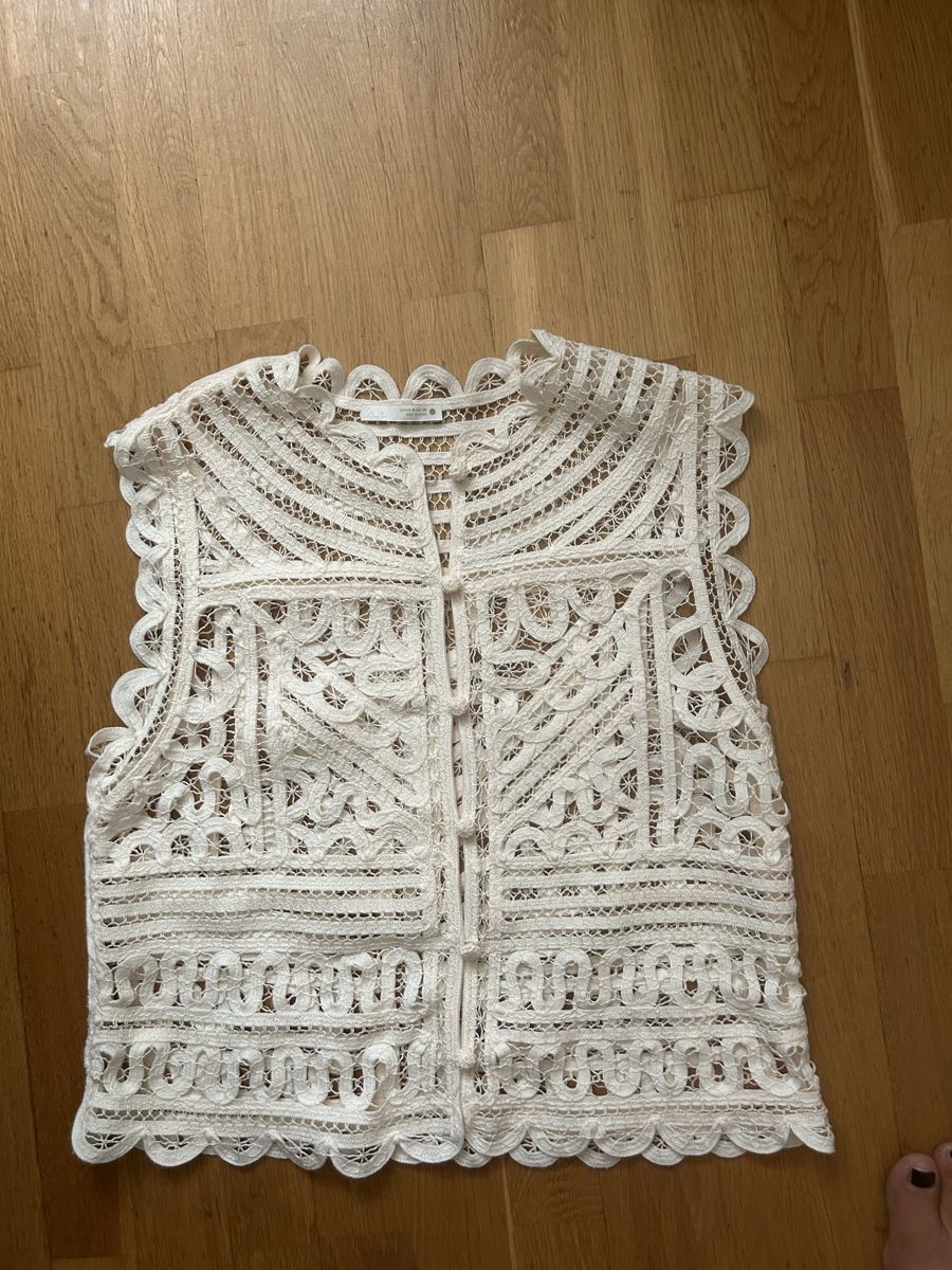 Zara T-Shirts: Neues Zara T shirt gr m – Neu (gemäss Beschreibung) aus Allschwil von selake990673