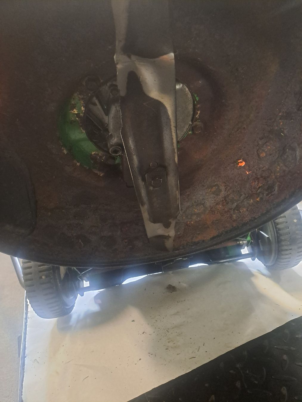 John Deere Tagliaerba: John Deere JS63VC Rasenmäher – Usato da Bilten venduto da Zschweiz 4