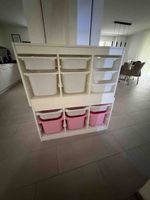 Trofast Regal weiss mit Kunststoffboxen