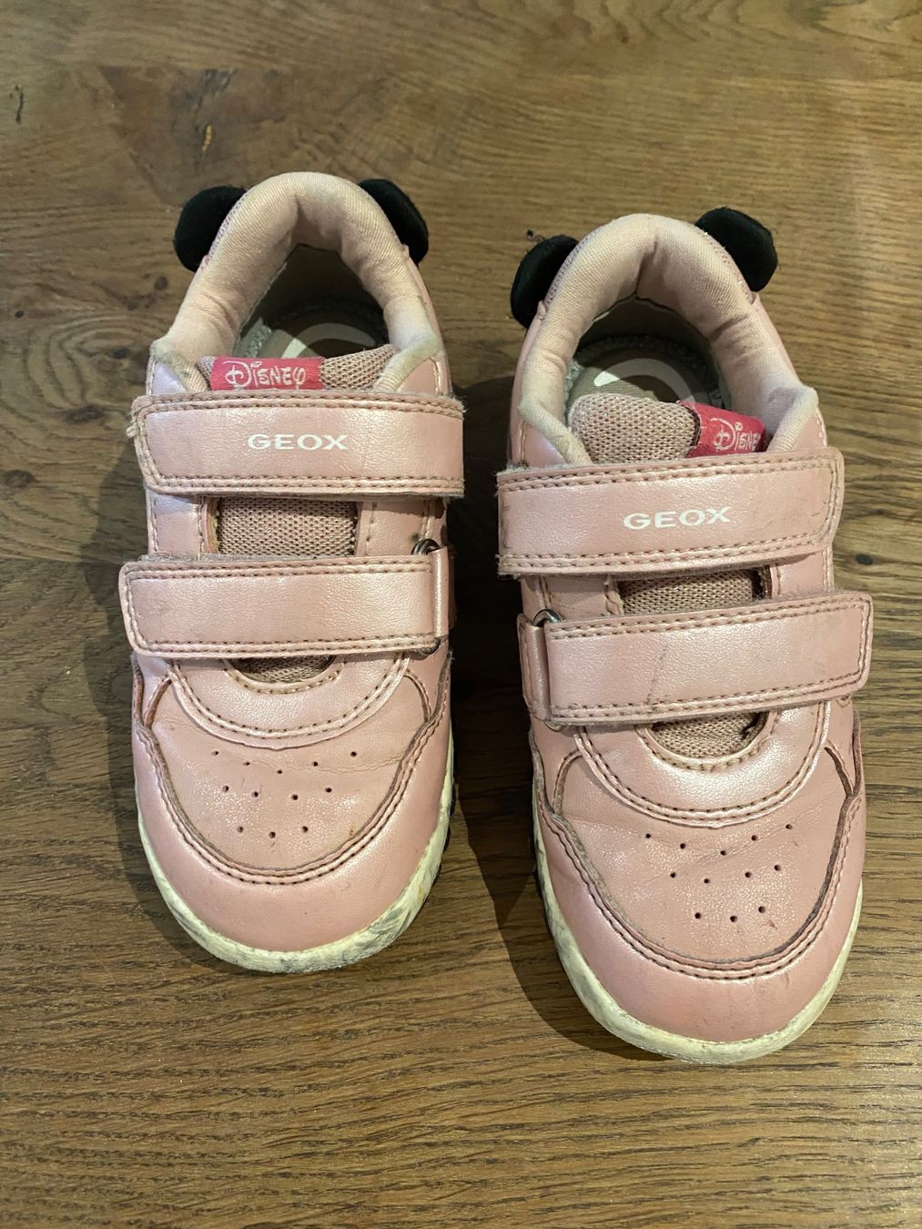 Geox Scarpe per ragazzi: Minny Mouse Sneakers 27 – Usato da Savosa venduto da ankara111